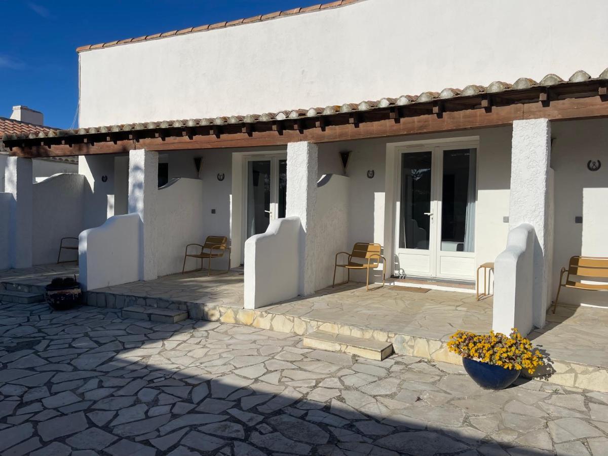 Mas Des Salicornes Hotel Saintes-Maries-de-la-Mer Exterior foto