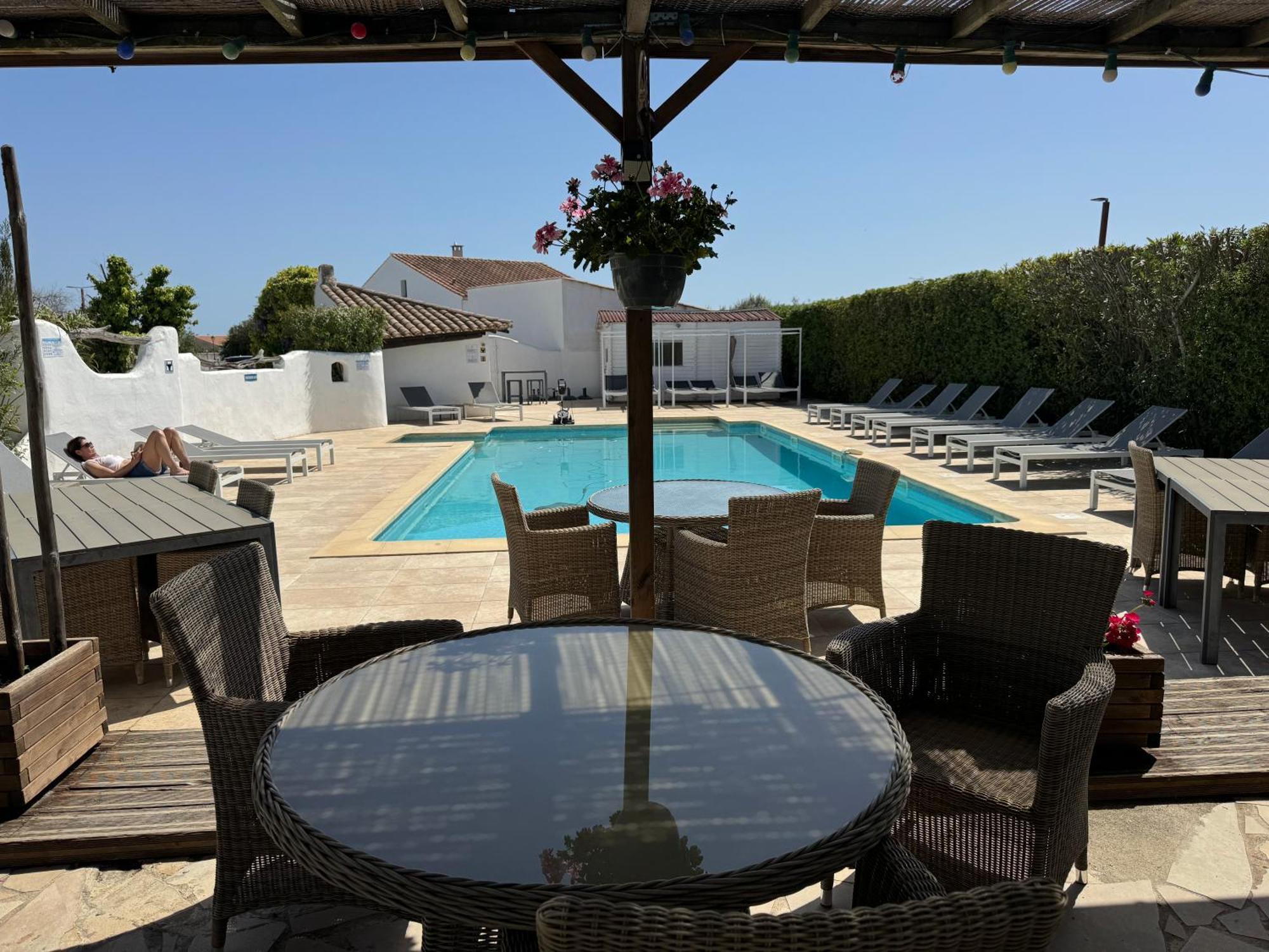 Mas Des Salicornes Hotel Saintes-Maries-de-la-Mer Exterior foto